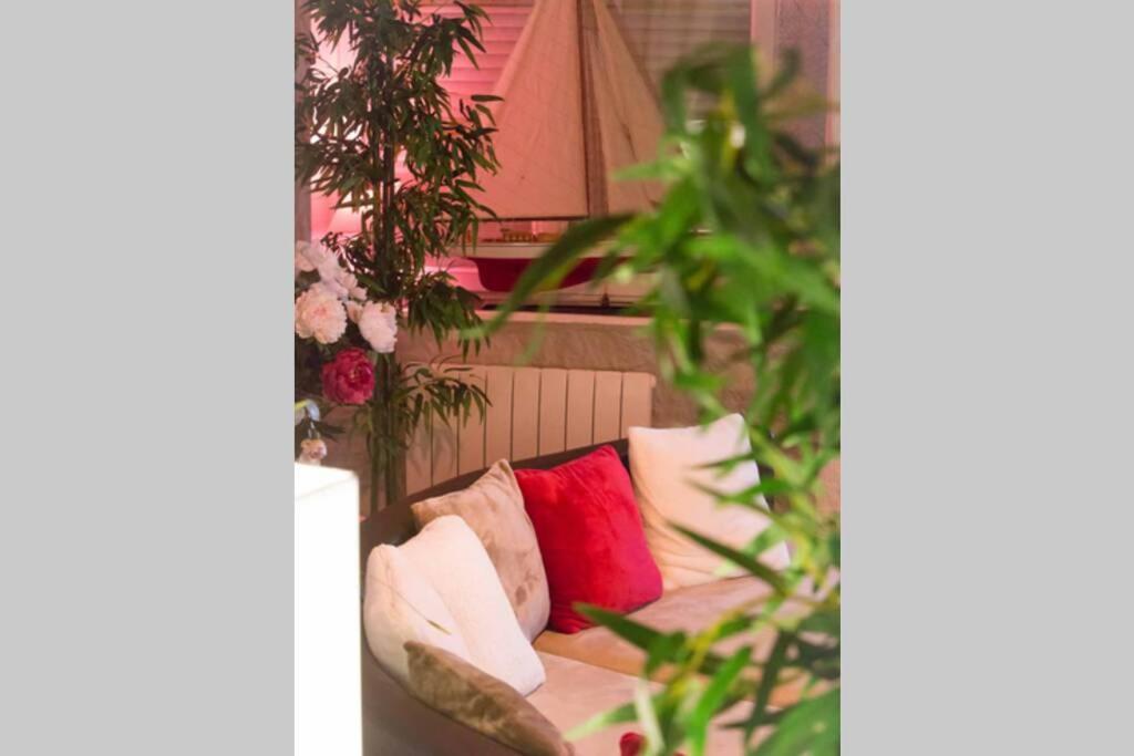 Gite Love Dream - Le Gite Romantique Ger  Exterior foto